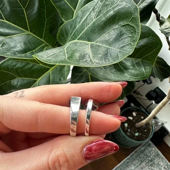 Silver Garnet Ring Set - Picture 5 of 6